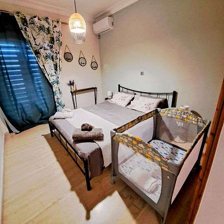 Ξενώνας Vasiliki Vathí Exteriér fotografie